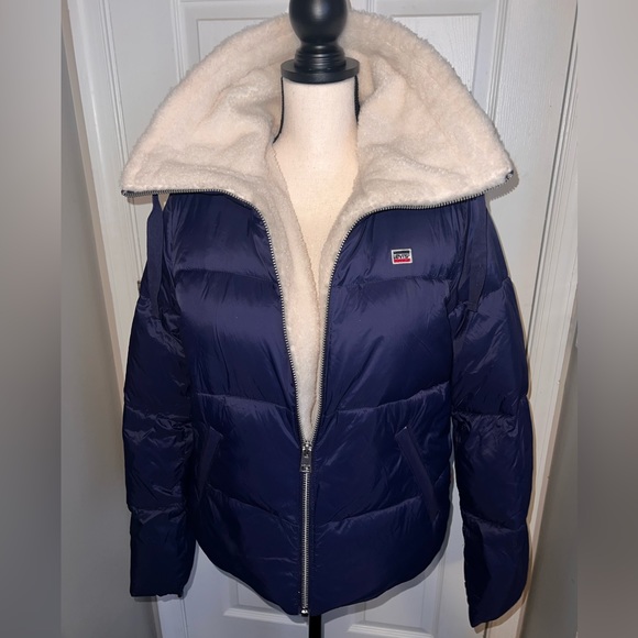 Women’s Levi Blue puffer Sherpa  winter jacket - Picture 2 of 10